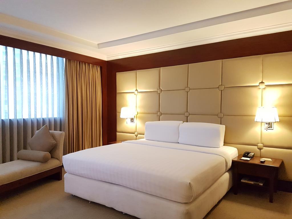 Cebu Parklane International Hotel Buitenkant foto